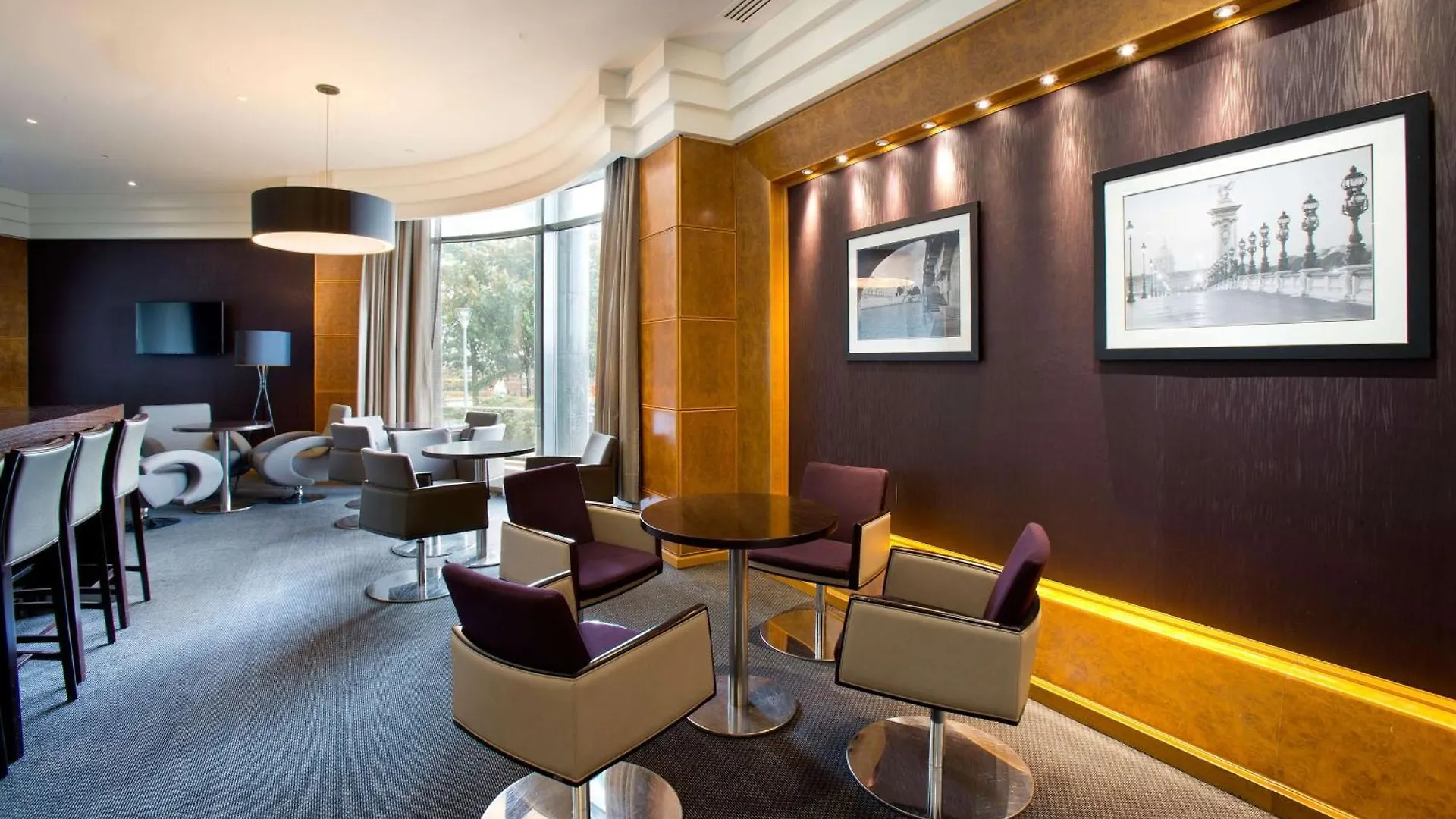 ****  Hilton Paris Charles De Gaulle Airport Hotel Roissy-en-France France