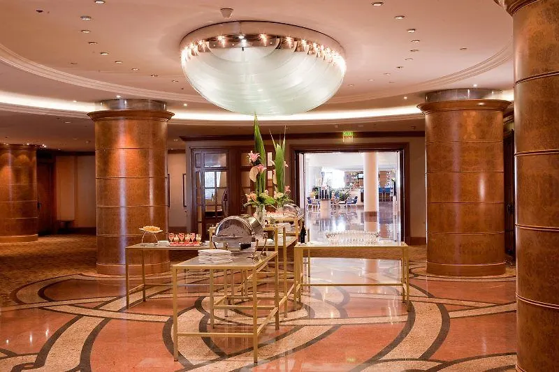 Hilton Paris Charles De Gaulle Airport Hotel Roissy-en-France France