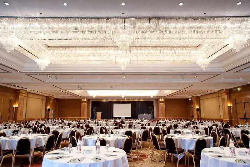 Hilton Paris Charles De Gaulle Airport Hotel Roissy-en-France
