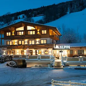 https://appartements-alpin-saalbach-hinterglemm.saalbachhinterglemmhotels.com