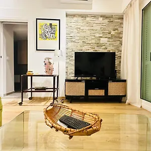 https://le-cap-menton-06500.fr-provencehotel.com