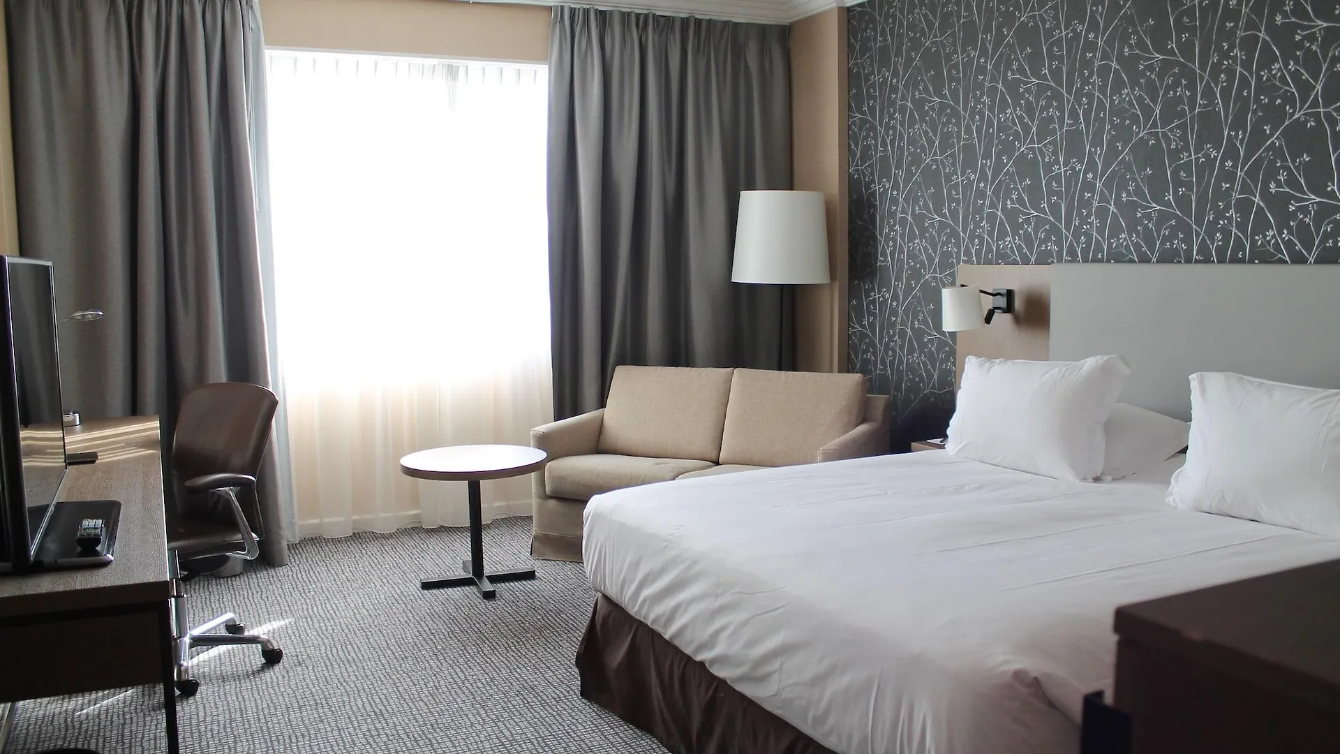 Hilton Paris Charles De Gaulle Airport Hotel Roissy-en-France