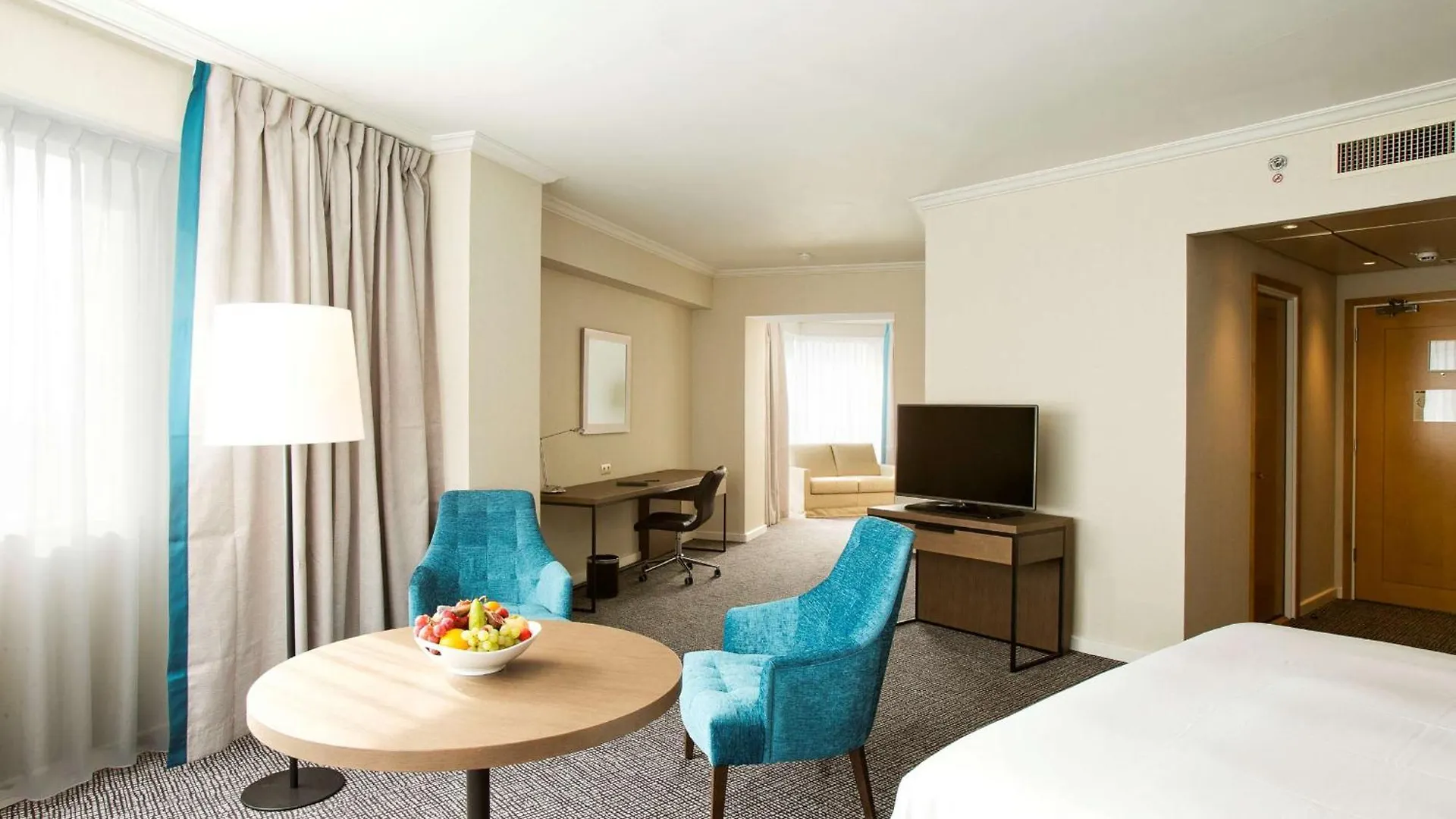 Hilton Paris Charles De Gaulle Airport Hotel Roissy-en-France